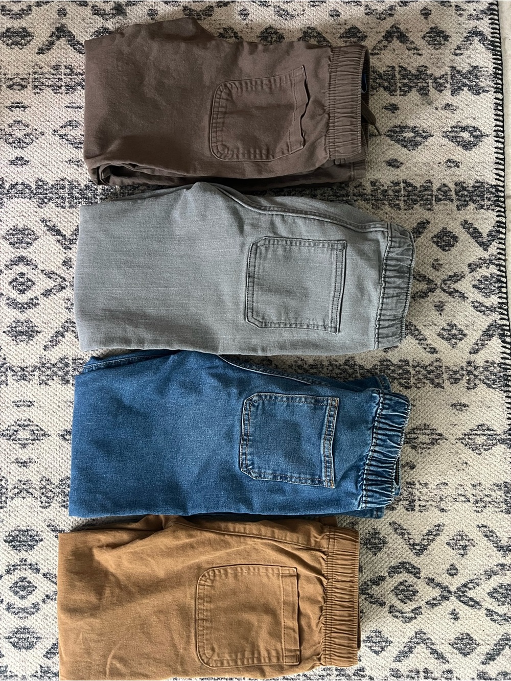 Set of 4 size 8 (medium) boys pants from Old Navy